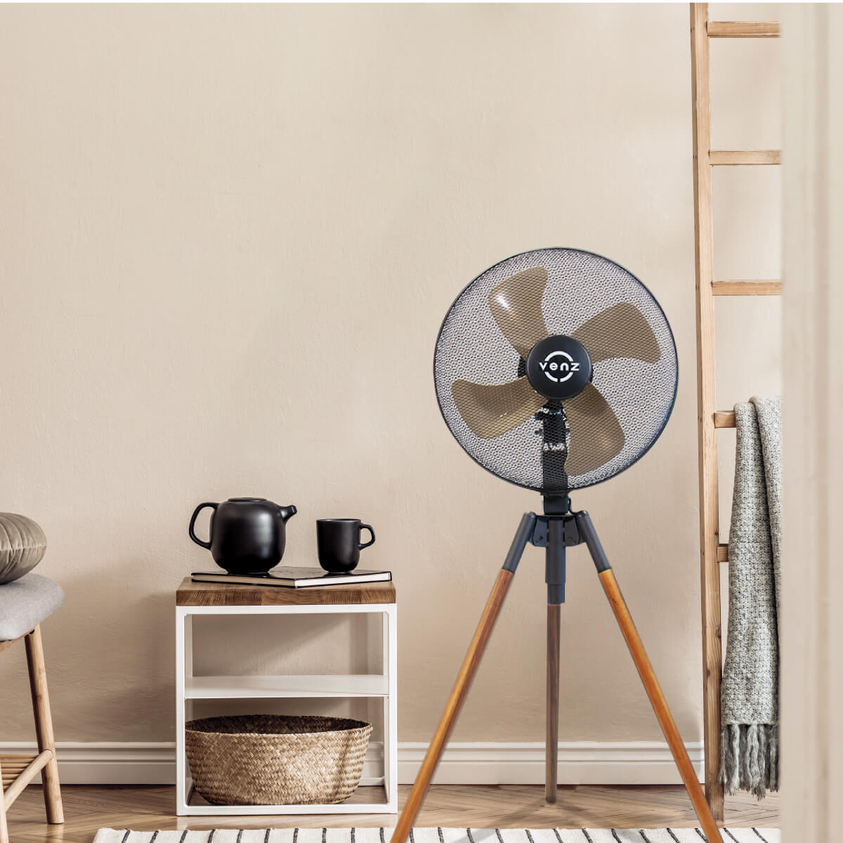 Venz พัดลม 3 ขารุ่น Pixel Roma Black
